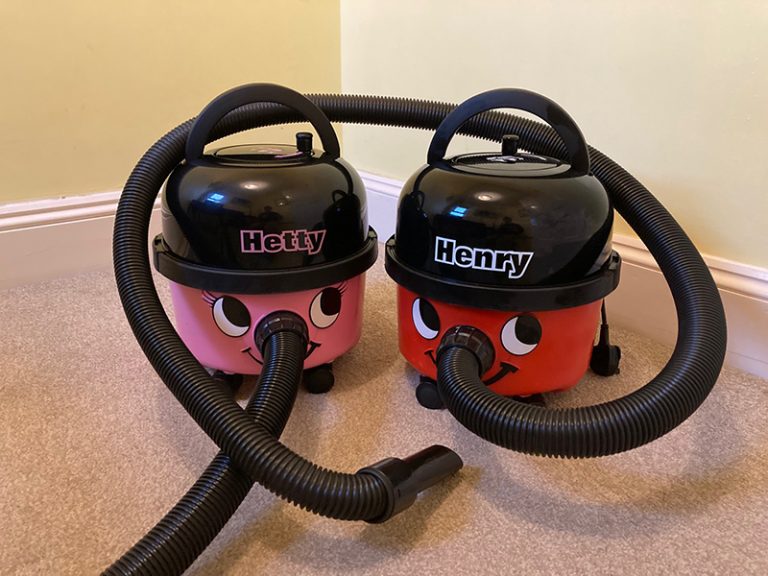 Henry Vacuum Review Still the Most Reliable Vacuum Cleaner?